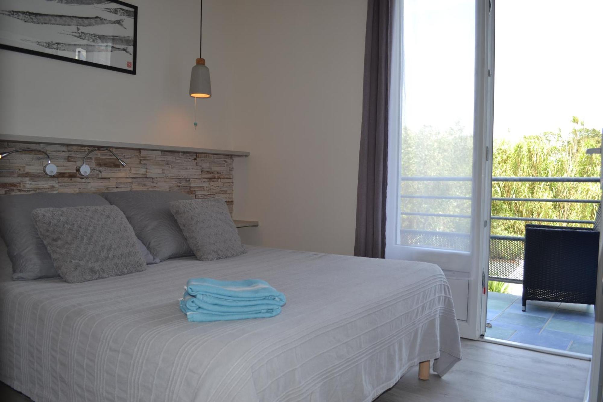 Atlantic Hôtel Saint-Pierre-d'Oleron Ngoại thất bức ảnh