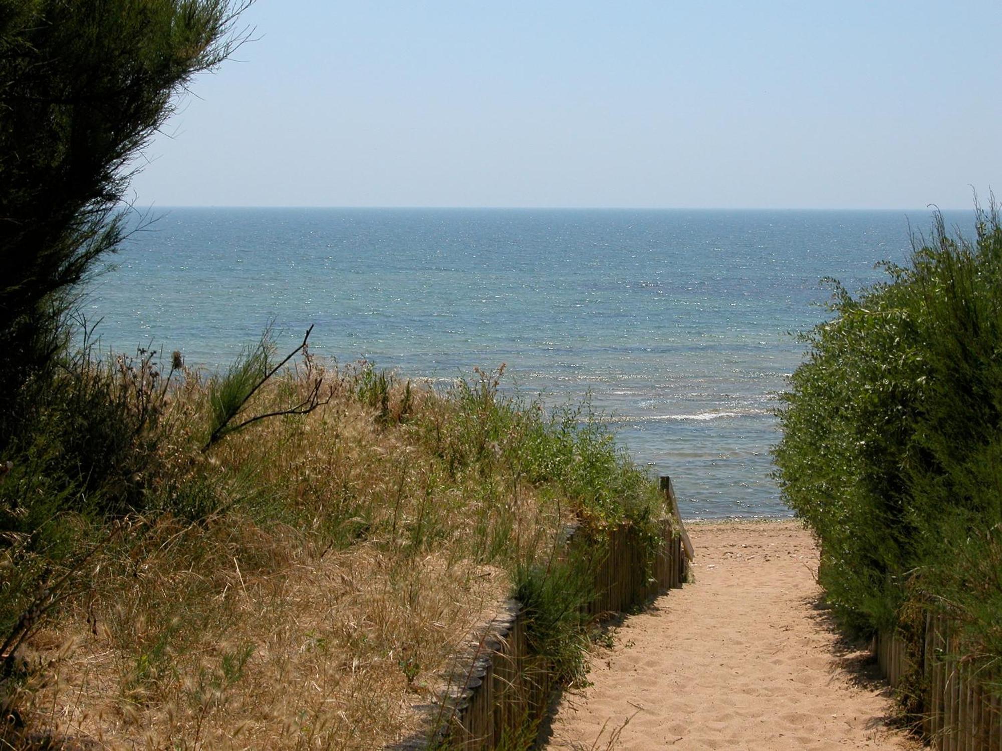 Atlantic Hôtel Saint-Pierre-d'Oleron Ngoại thất bức ảnh