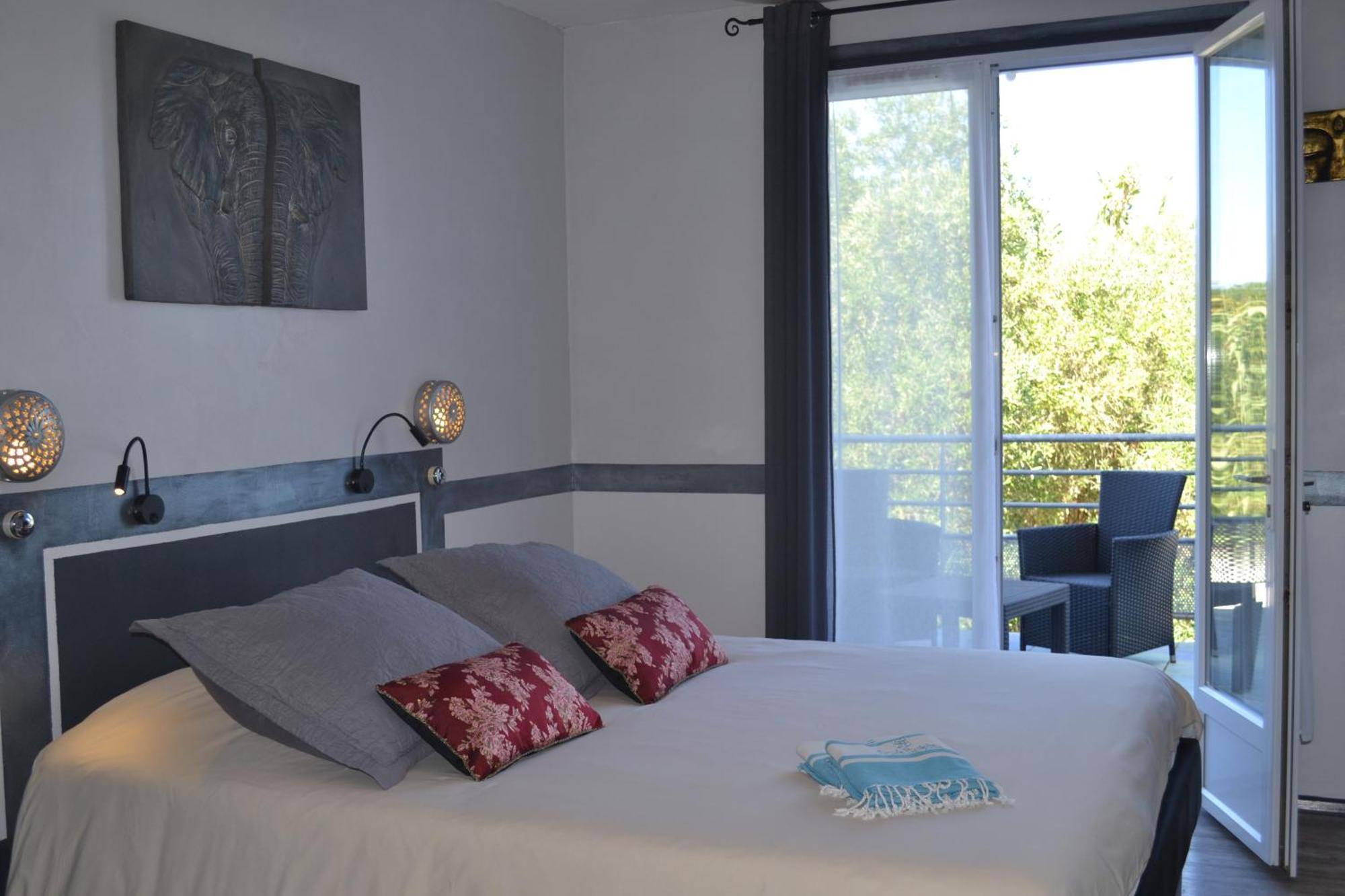 Atlantic Hôtel Saint-Pierre-d'Oleron Ngoại thất bức ảnh